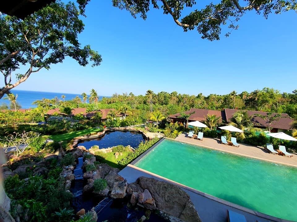  Camia Resort & Spa 44 