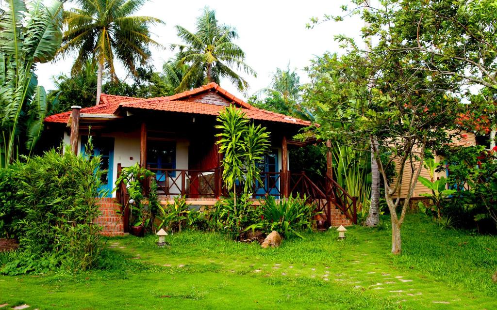 Deluxe Bungalow Garden View