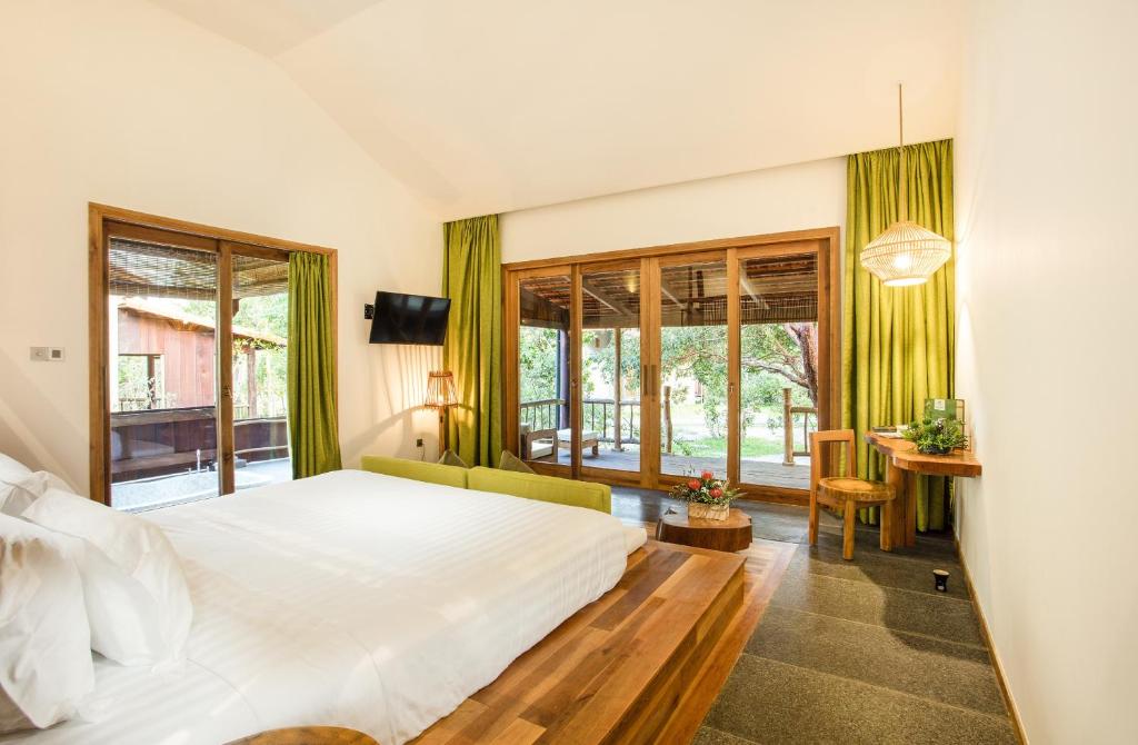 Green View Bungalow