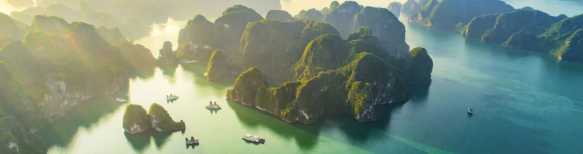 Khách sạn Hạ Long