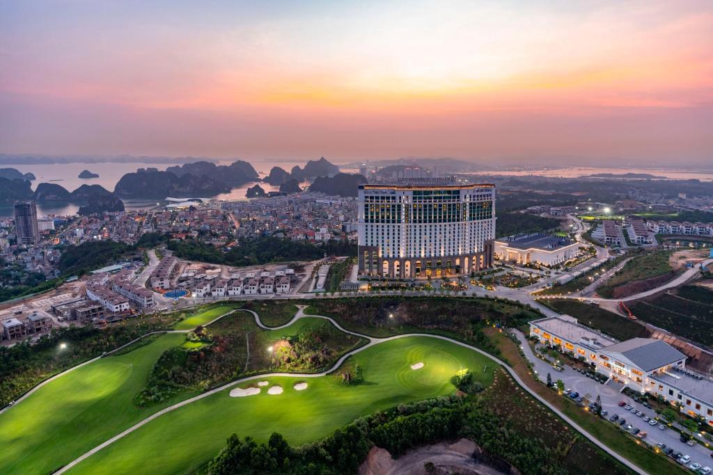  FLC Halong Bay Golf Club & Luxury Resort 26 