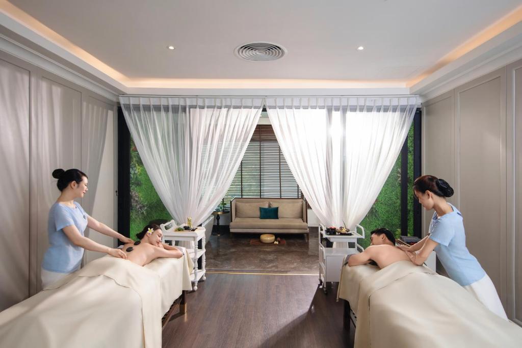  FLC Halong Bay Golf Club & Luxury Resort 13 