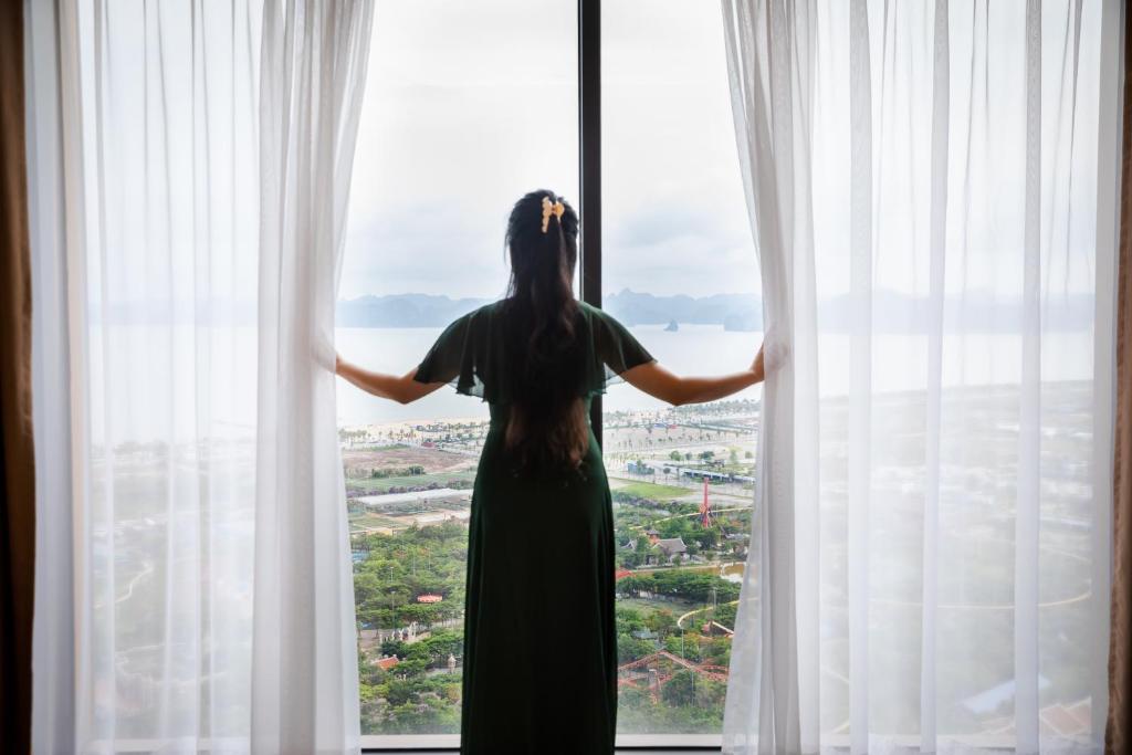  Muong Thanh Luxury Ha Long Centre Hotel 30 