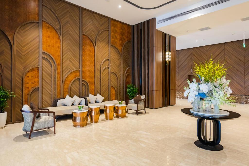  Muong Thanh Luxury Ha Long Centre Hotel 34 