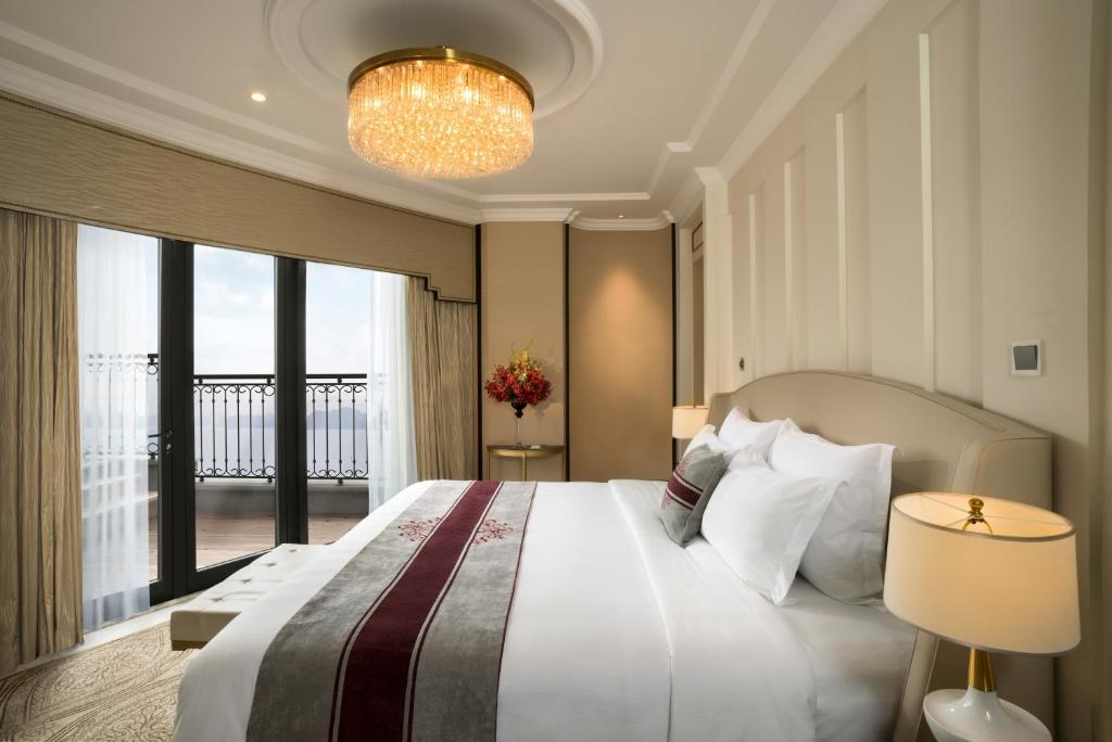  Vinpearl Resort & Spa Hạ Long 11 