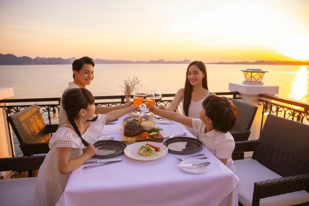  Vinpearl Resort & Spa Hạ Long 27 