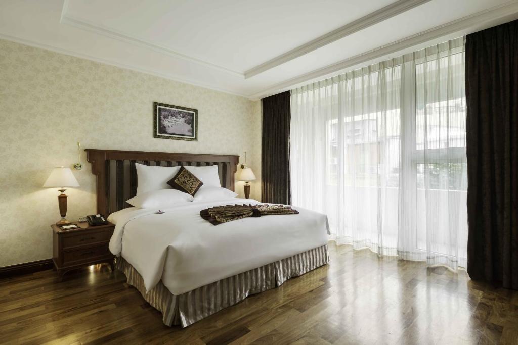  Governor Suite King 2 