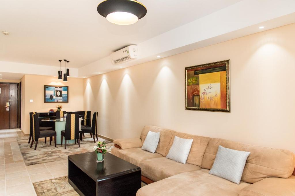  Executive Three-Bedroom Room with Balcony 2 