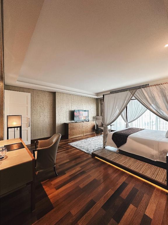  Designer Suite 14 
