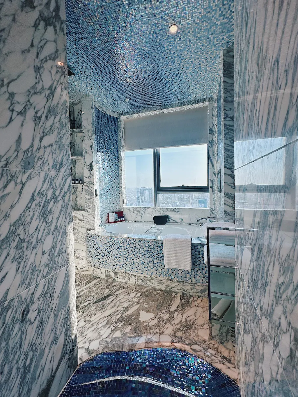  Junior Suite 14 
