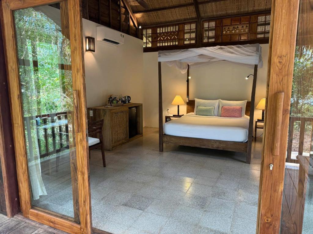  Premium Plantation Sea view Bungalow 4 