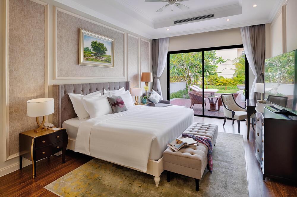  Melia Vinpearl 12 