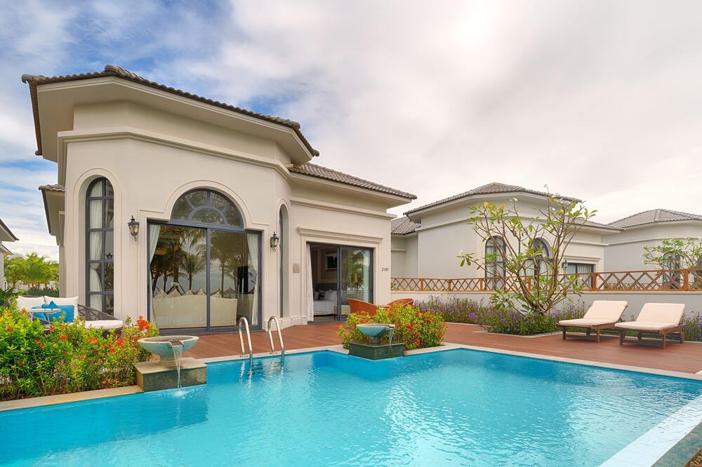  Melia Vinpearl 22 