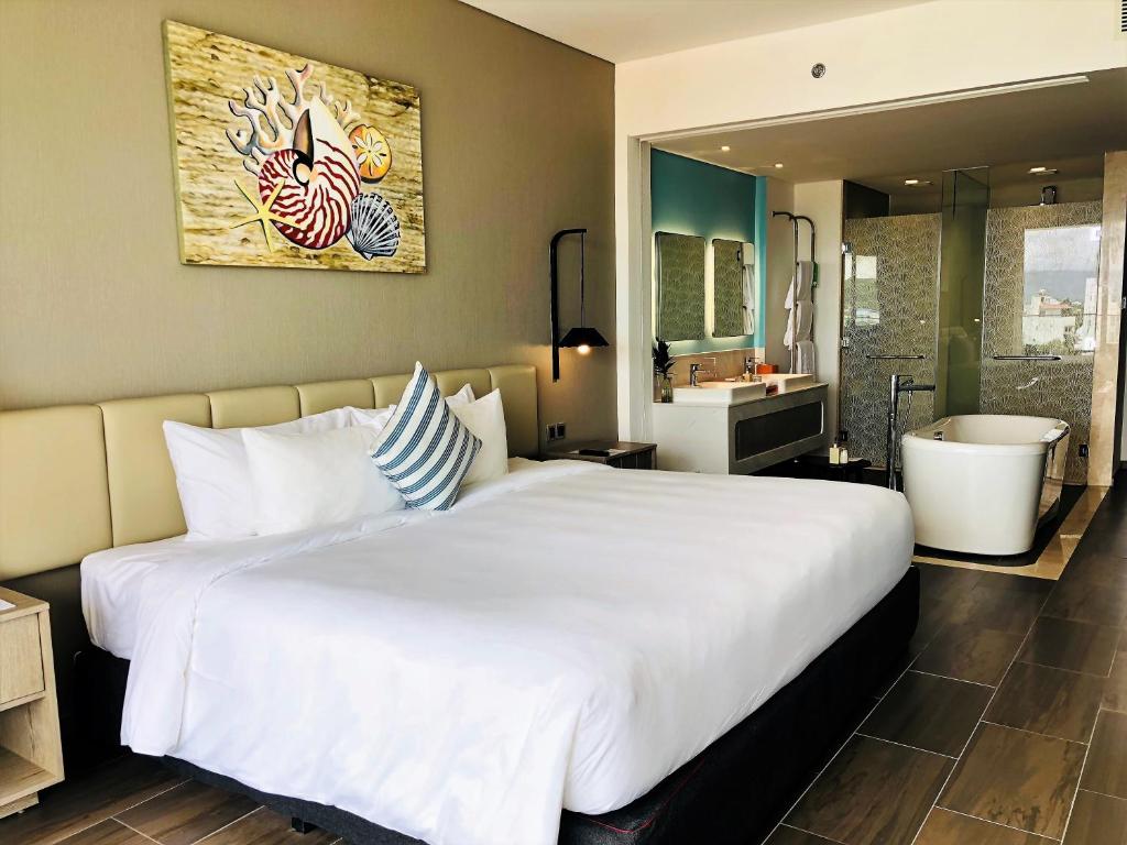 Premium City View Room